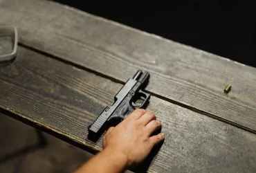 Pistola
